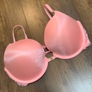 Like New LaSenza Beyond Sexy Gel Push Up Bra